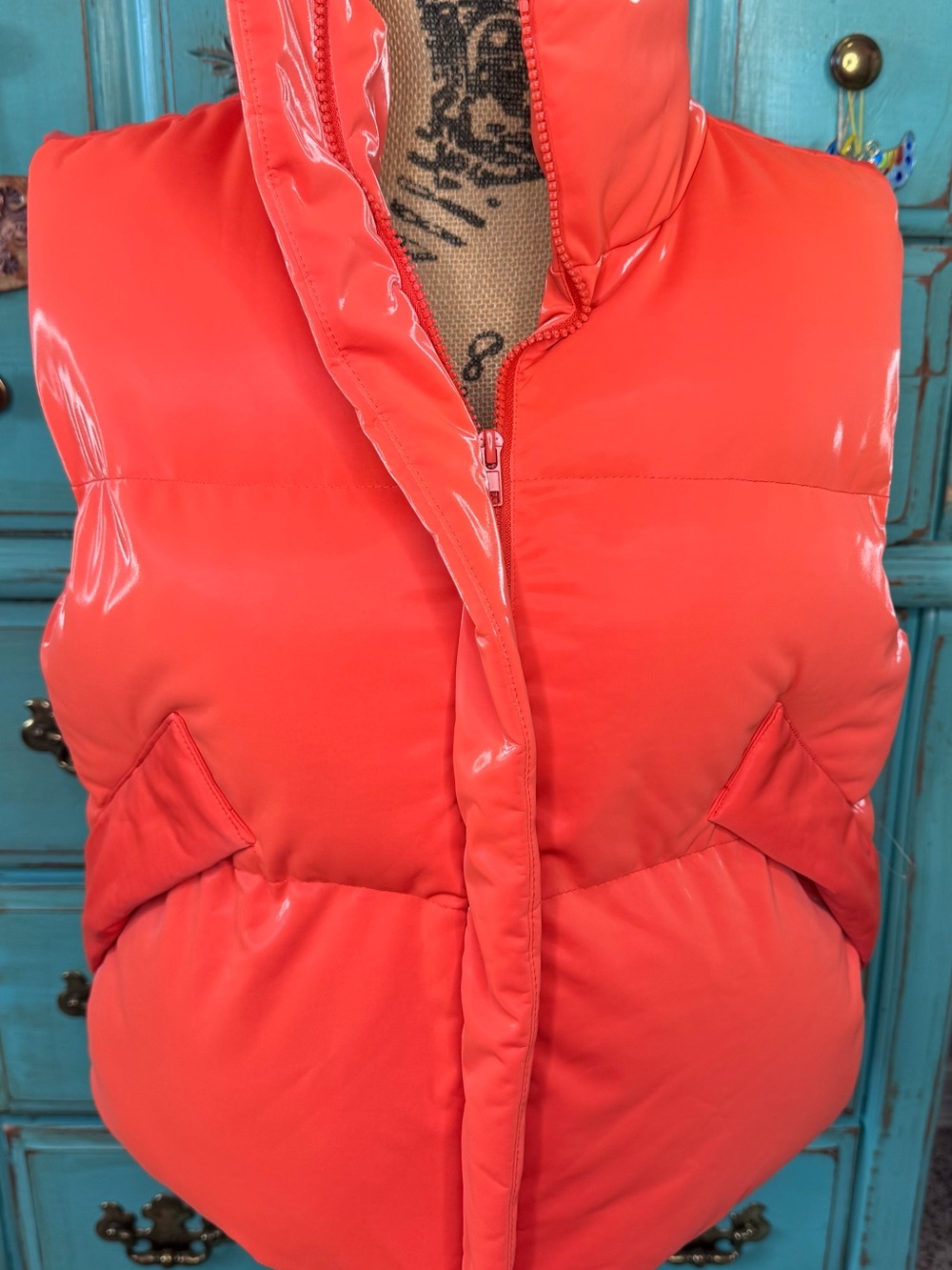 easel Bright Coral Quilted Puffer Vest